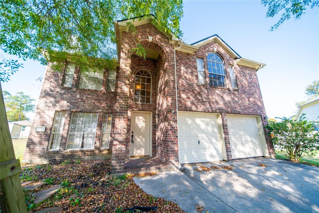 Photo of 10723 Scenic Drive, Montgomery, TX 77356 (MLS # 7210666)