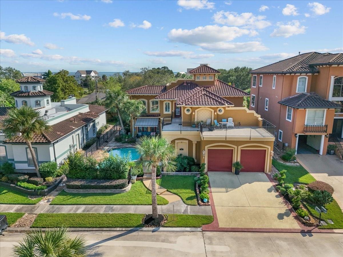 541 Villa Drive