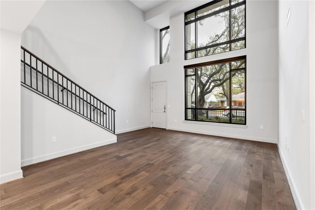 Photo of 2511 Willowick Road #116, Houston, TX 77027 (MLS # 74932113)