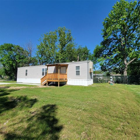 Photo of 2602 Castledale Drive, Houston, TX 77093 (MLS # 97258331)