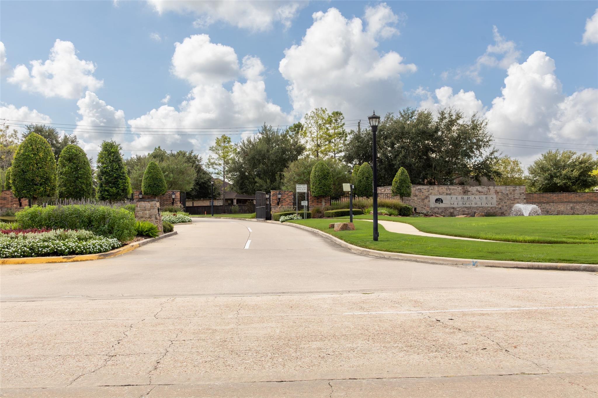 1126 Sopris Drive