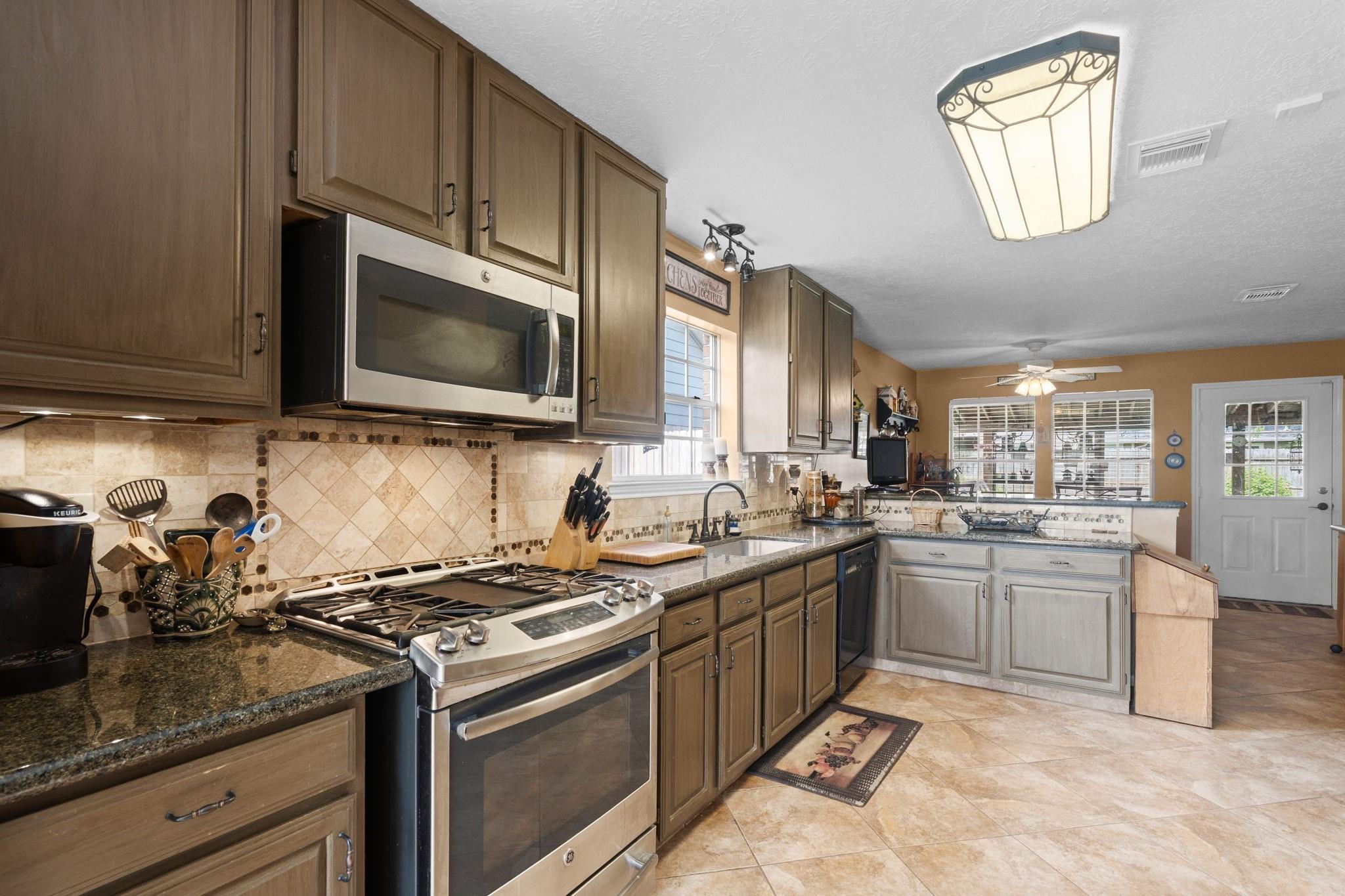 611 Woodlake Circle