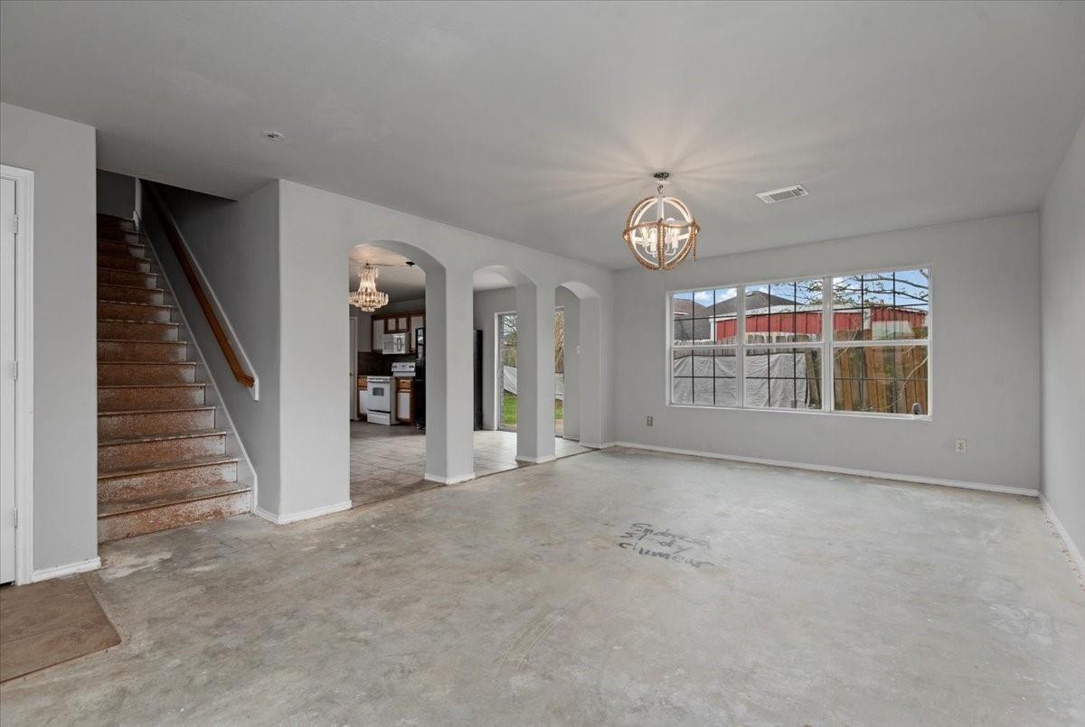 5518 Rio Alamo Street