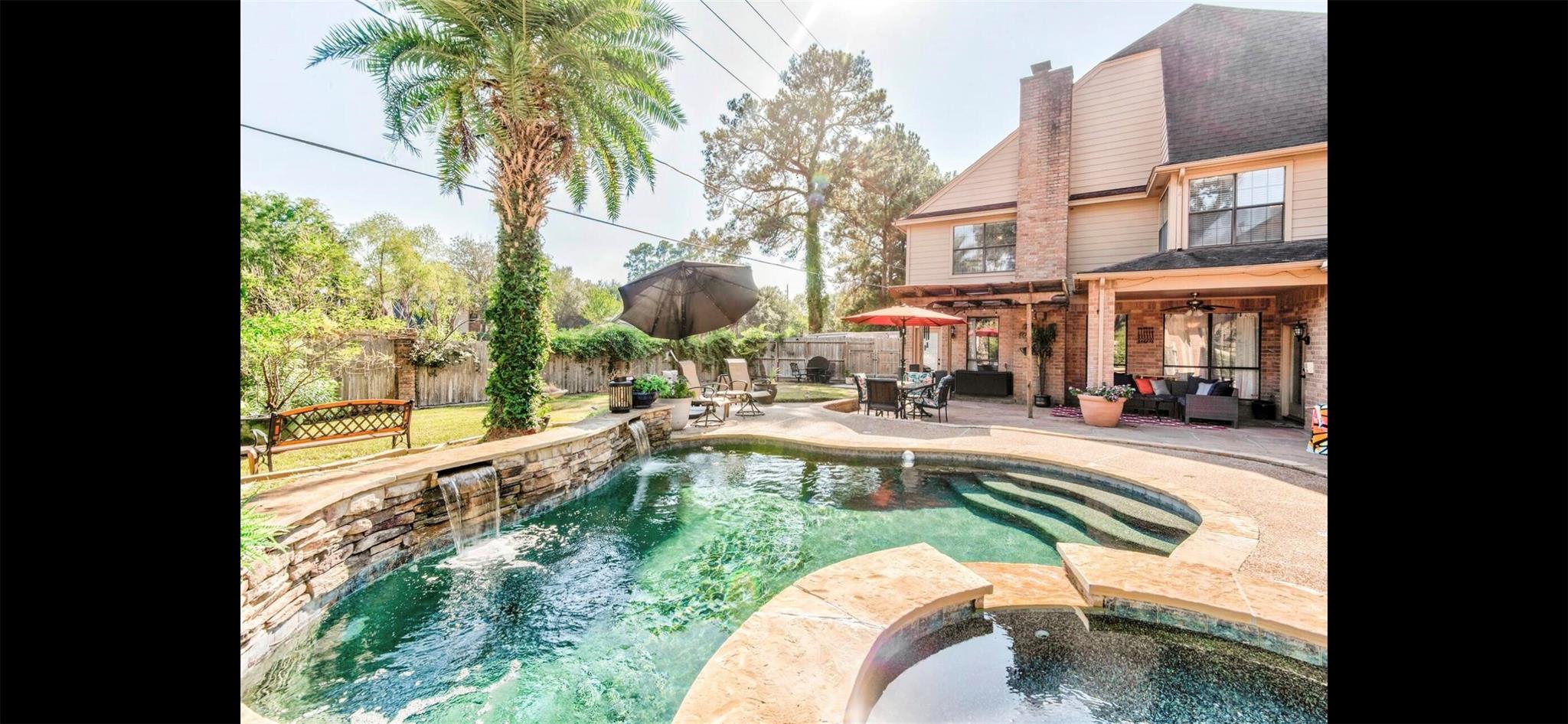 8427 Pheasant Glen Drive