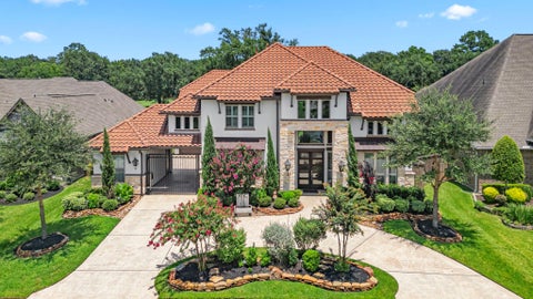Photo of 13622 E Palomino Lake Circle, Cypress, TX 77429 (MLS # 63755813)