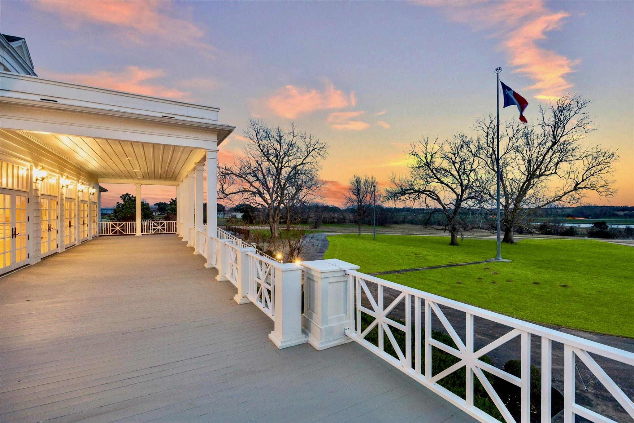3401 Us Highway 290 E