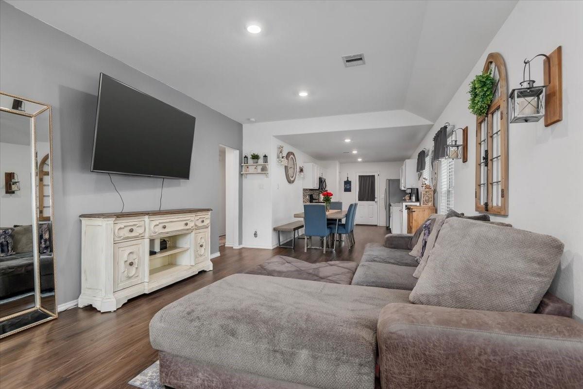 7835 Sundrop Hill Trail