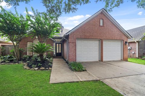Photo of 4207 Lakeshore Forest Drive, Missouri City, TX 77459 (MLS # 46521080)