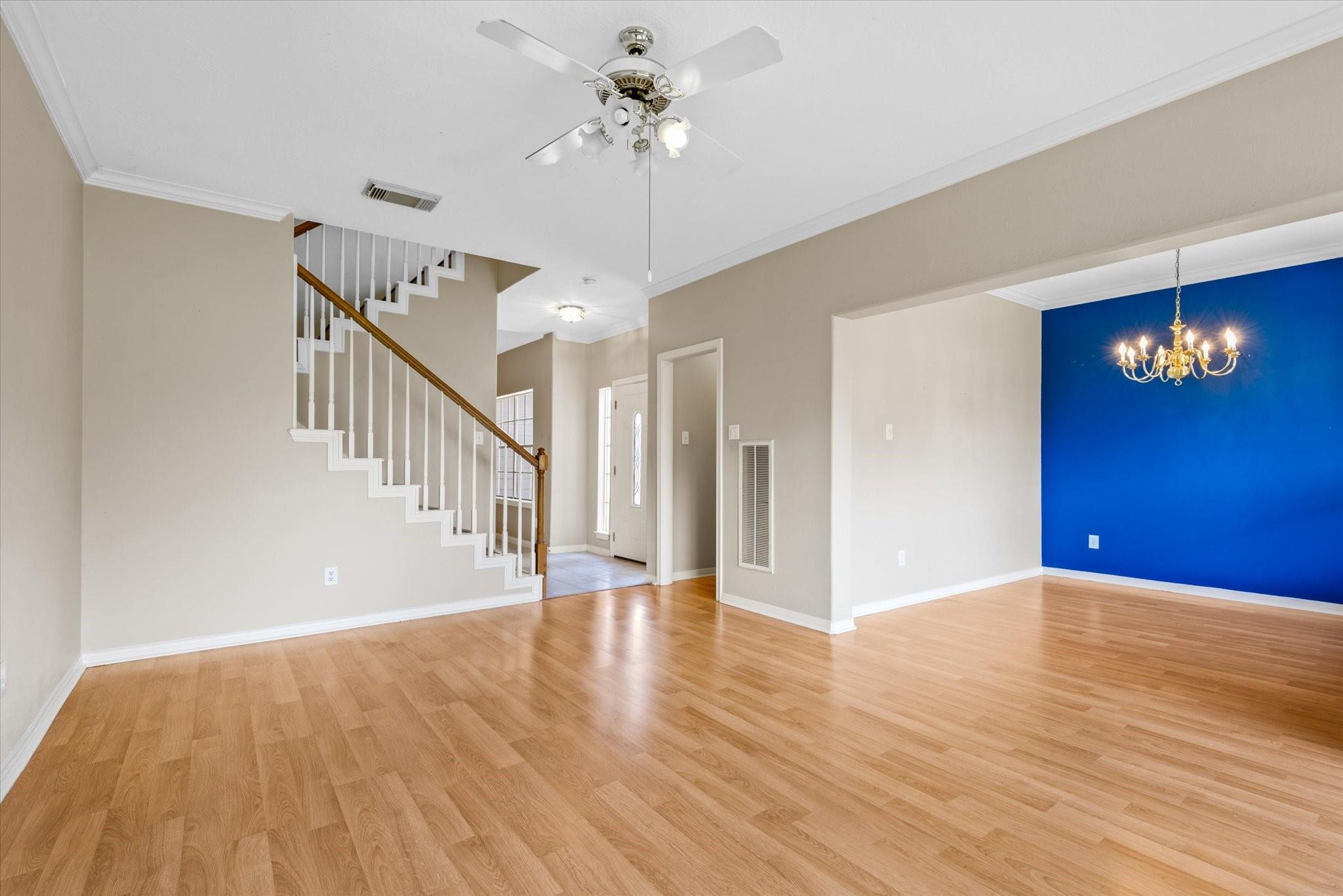 2040 Glencove Drive