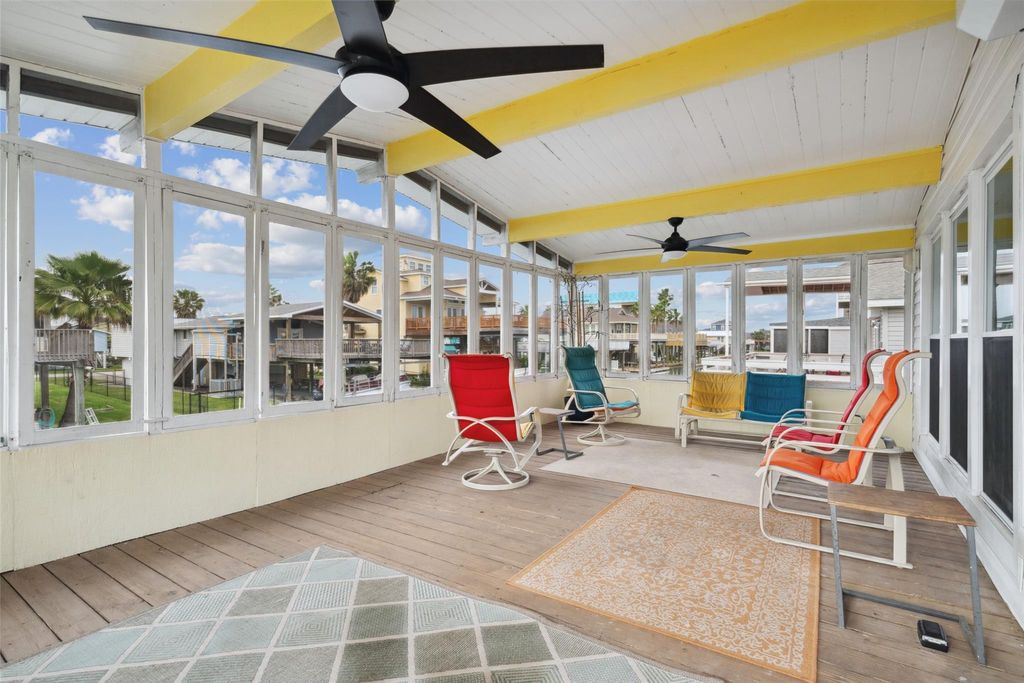 Photo of 22118 Matagorda Drive, Galveston, TX 77554 (MLS # 70370167)