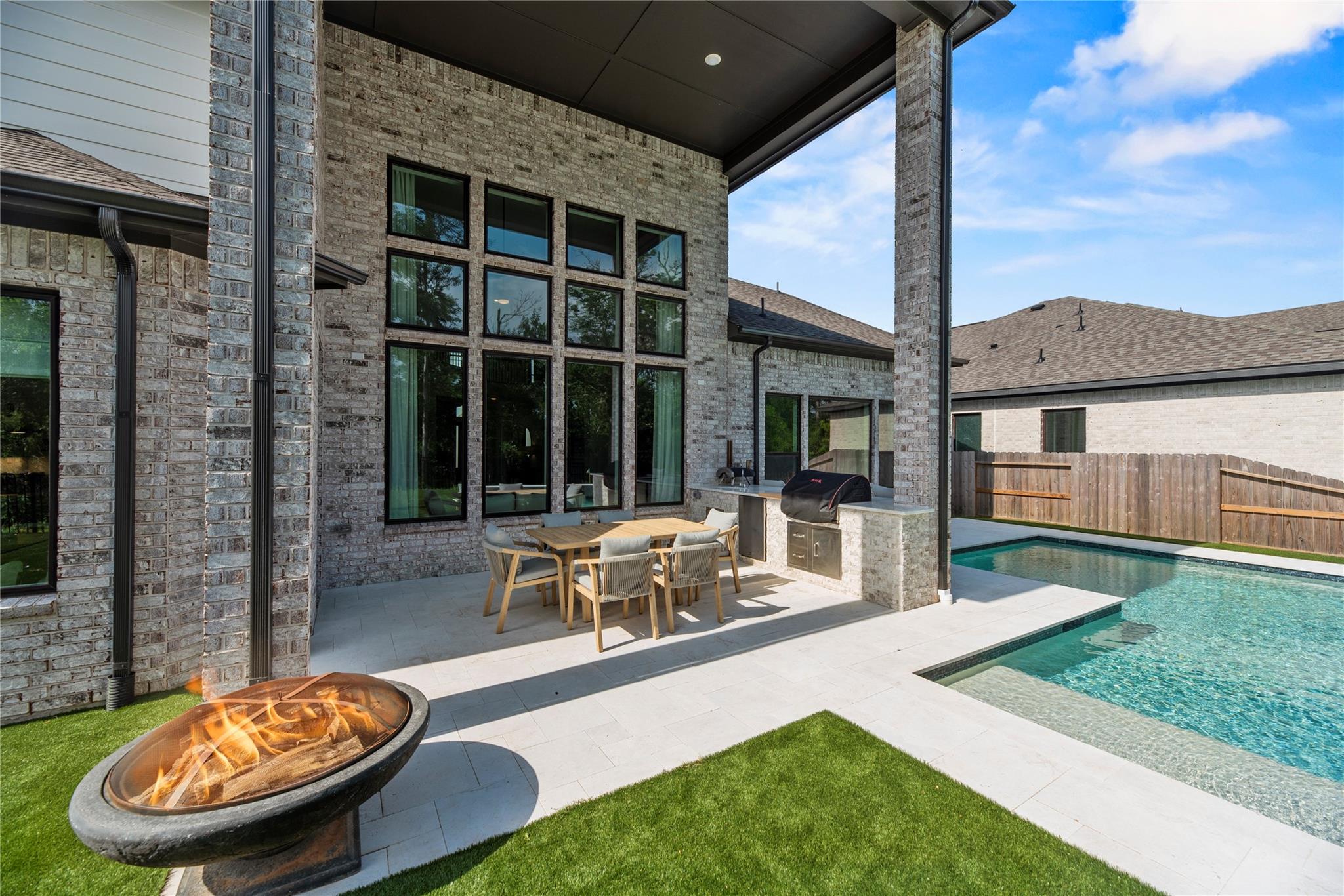 4439 Southpoint Way