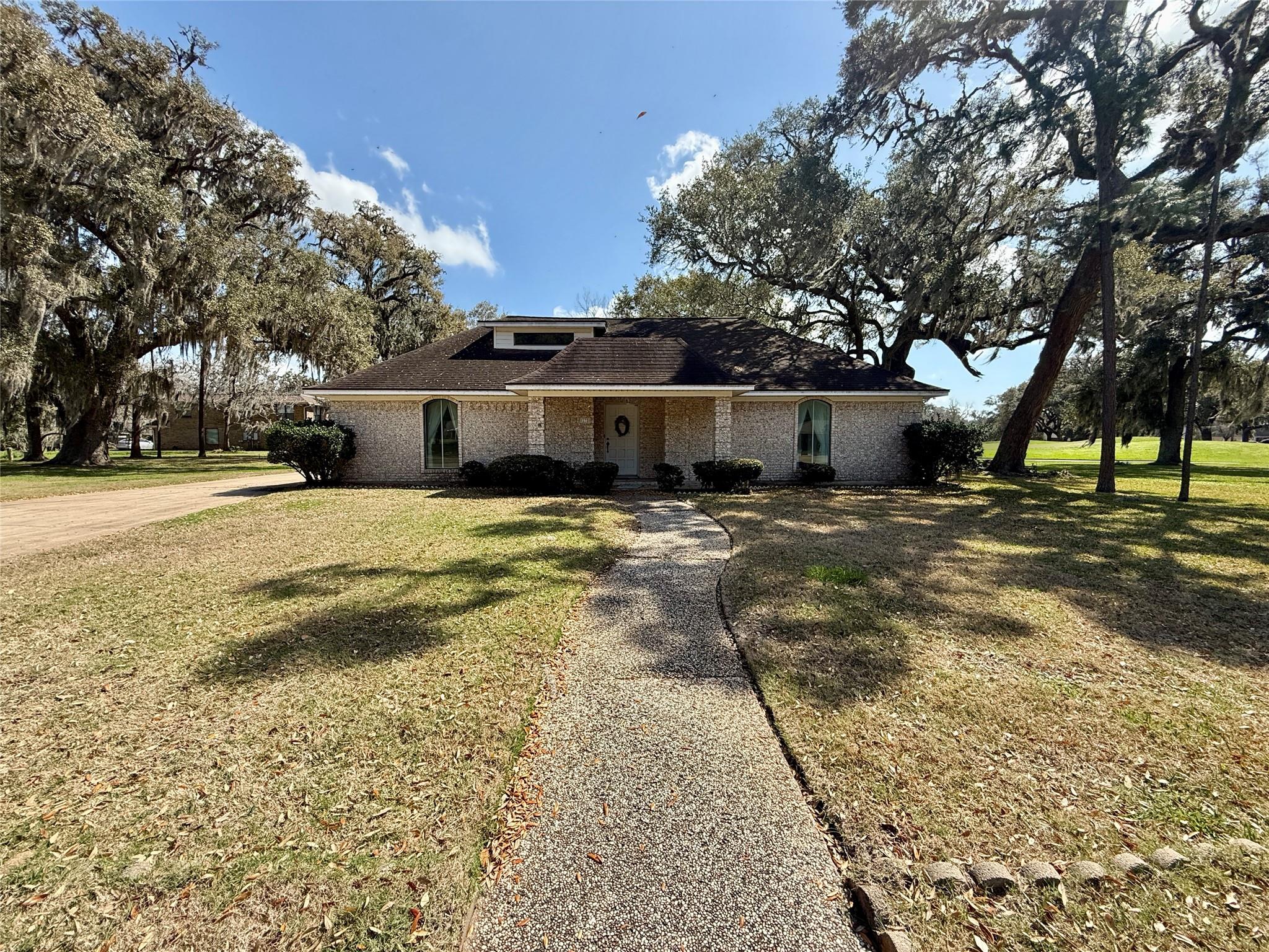 175 Freeman Boulevard