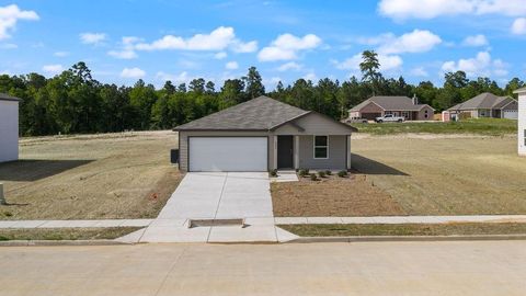 Photo of 224 Stoney Ridge, Hudson, TX 75904 (MLS # 26901328)