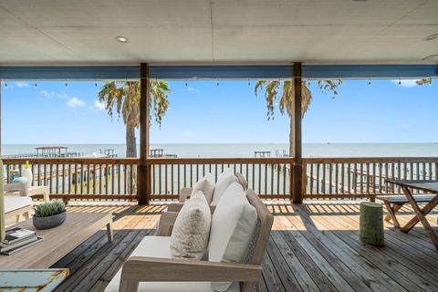 Photo of 427 2nd Street, San Leon, TX 77539 (MLS # 87365540)