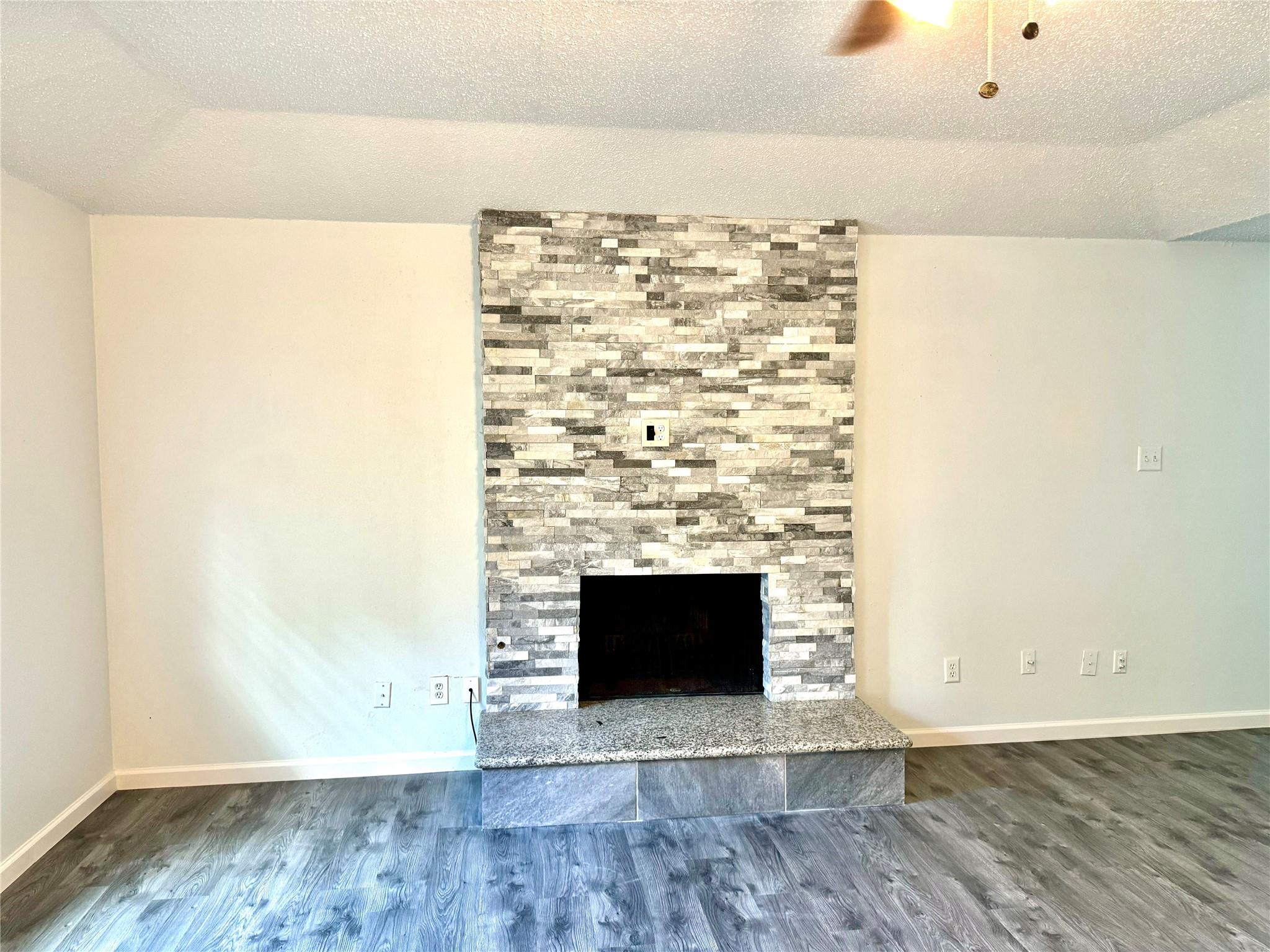 2511 Maple Tree Court