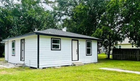 Photo of 9110 Heatherside Street, Houston, TX 77016 (MLS # 74325724)