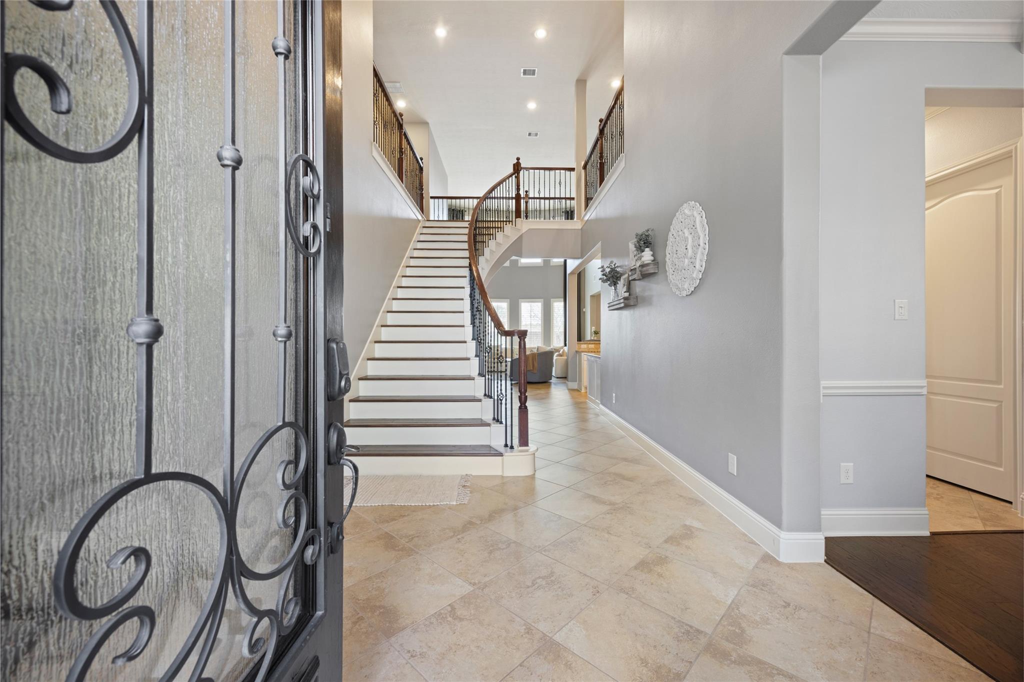 16817 W Caramel Apple Trail