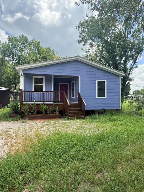 Photo of 2689 County Road 32, Angleton, TX 77515 (MLS # 55674215)