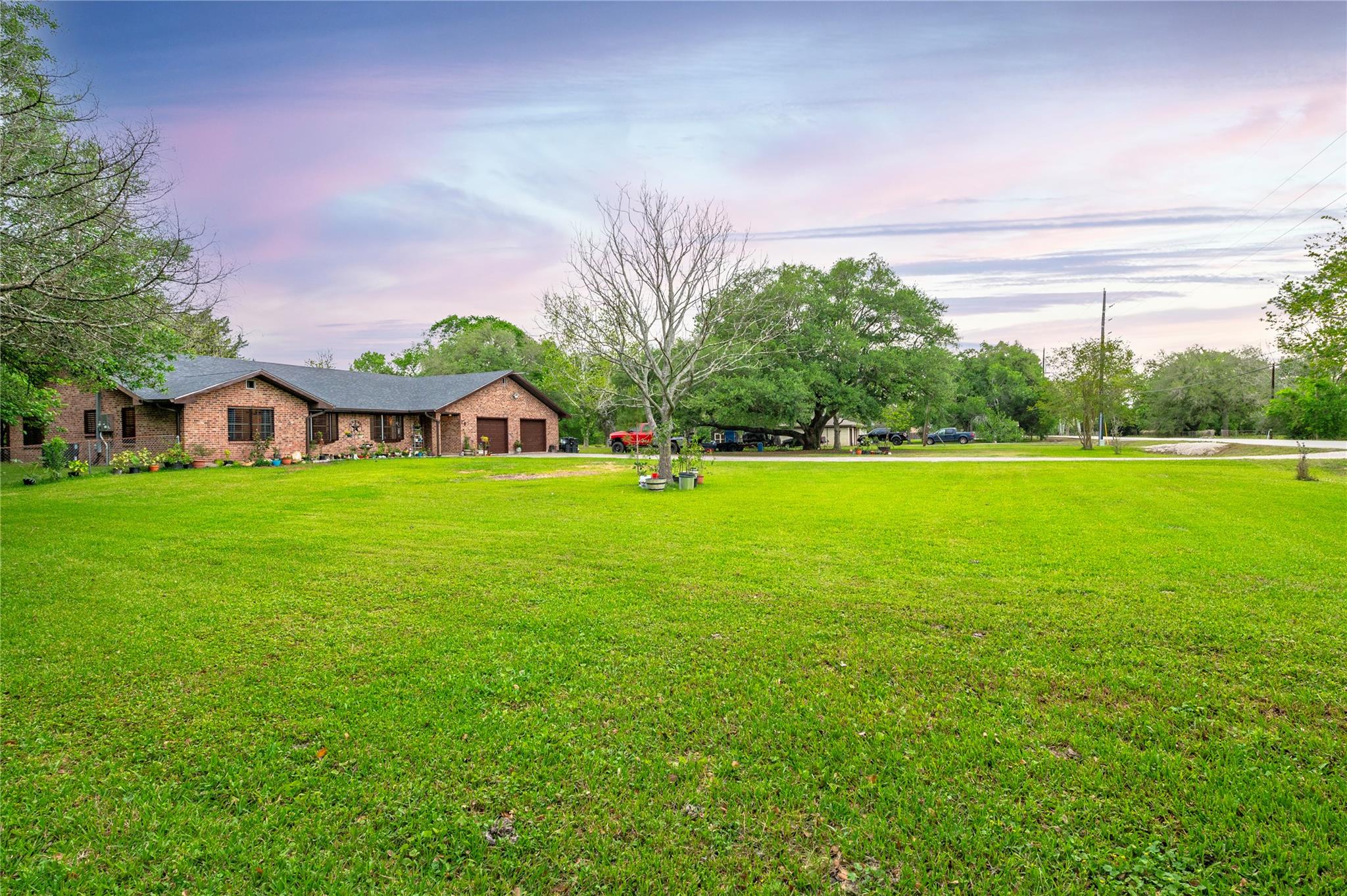 725 Thompson Road
