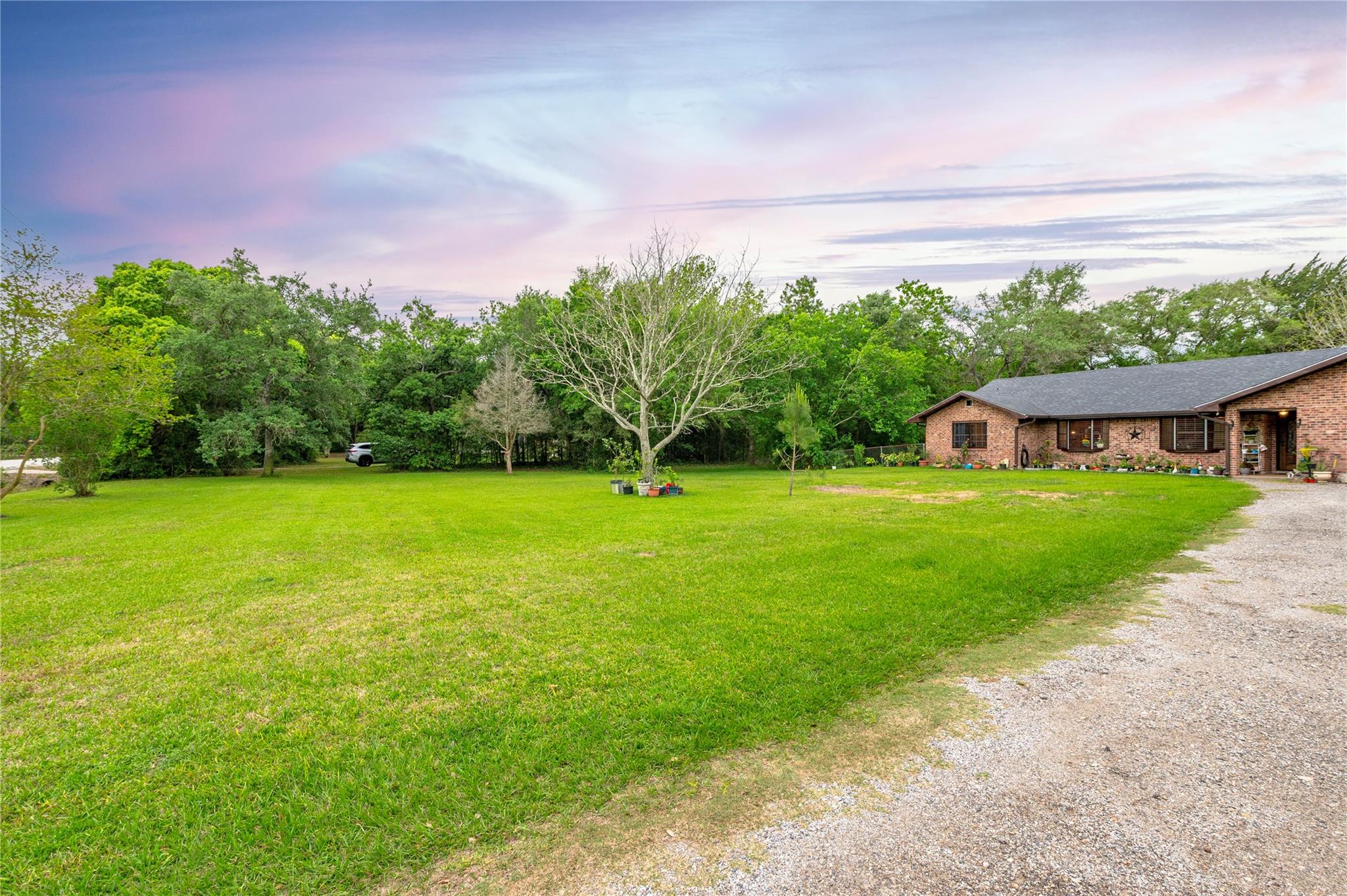 725 Thompson Road