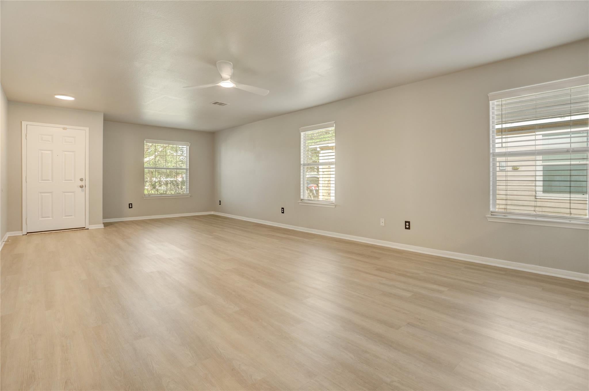 822 Crabapple Way