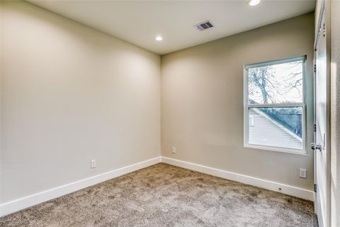 Tiny photo for 833 Dorchester Street #B, Houston, TX 77022 (MLS # 66883631)