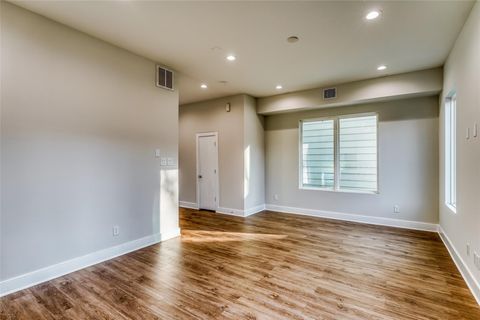 Tiny photo for 833 Dorchester Street #B, Houston, TX 77022 (MLS # 66883631)