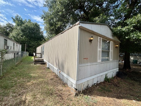 Photo of 13235 Pecan Tree Drive, Willis, TX 77318 (MLS # 33095655)