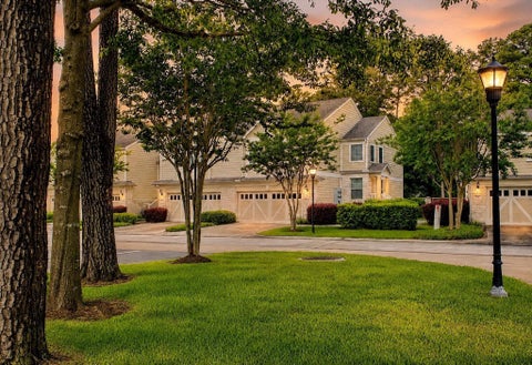 Photo of 13600 Breton Ridge Street #3E, Houston, TX 77070 (MLS # 80779126)