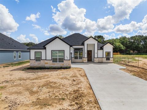 Photo of 155 Oak Cluster Drive, Columbus, TX 78934 (MLS # 97644089) Photo of 155 Oak Cluster Drive, Columbus, TX 78934 (MLS # 97644089)