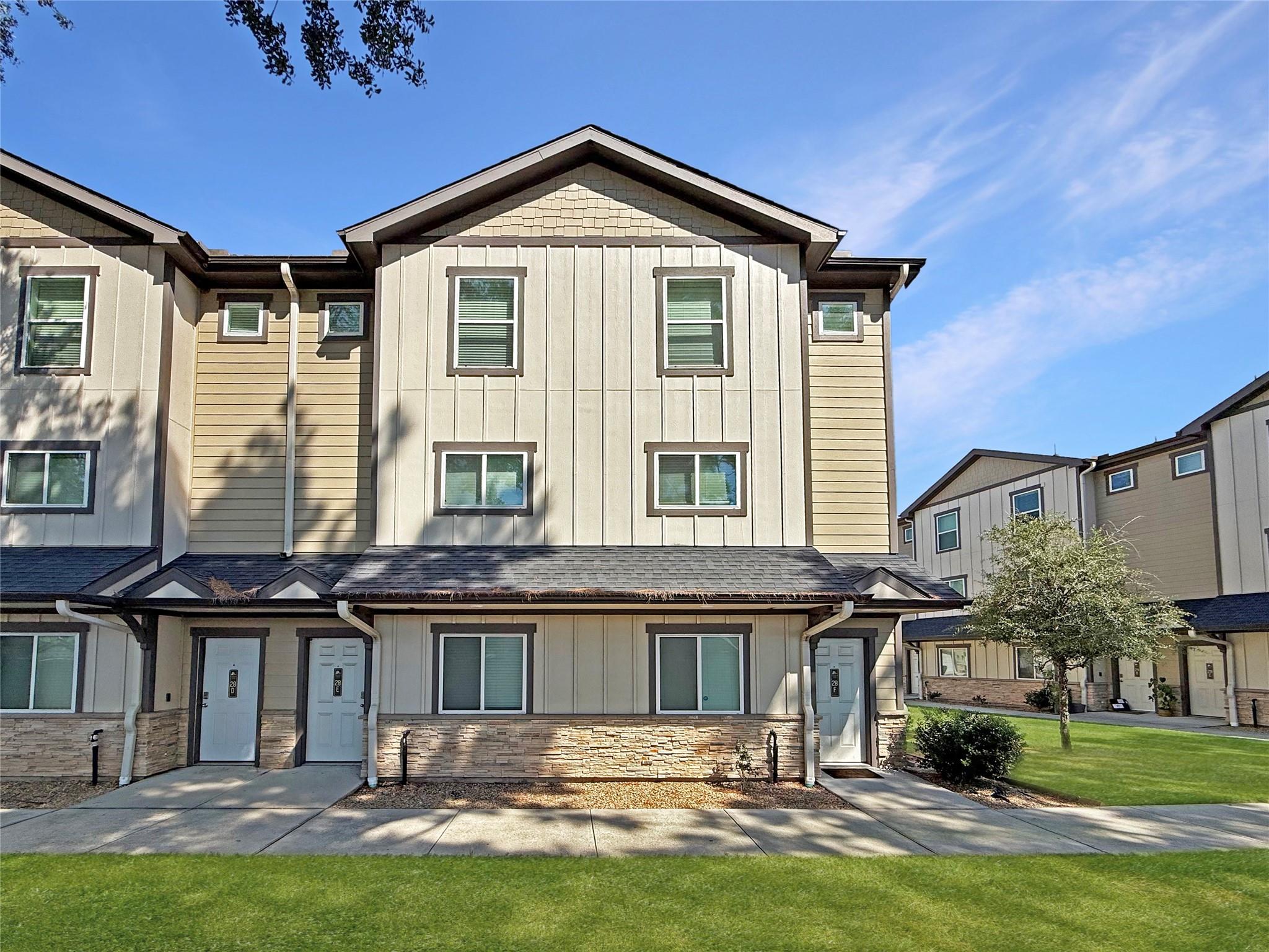 12603 Telge Road 28E-F