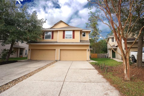 Photo of 126 E Stedhill Loop, The Woodlands, TX 77384 (MLS # 98949917)