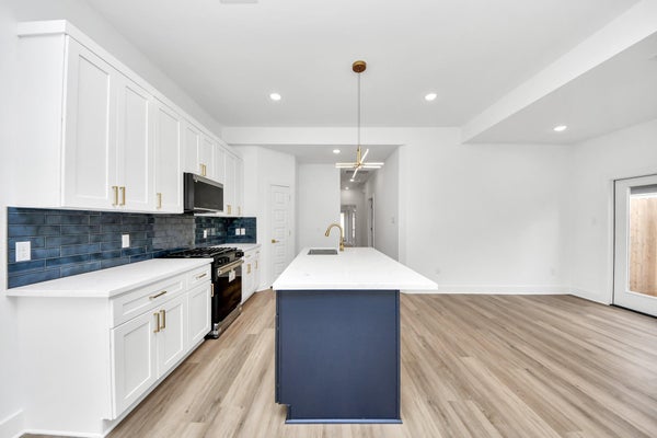 9309 CADDO RD, HOUSTON, TX 77078 - Image bb8e4302fdf01d67cee5b8ec334cad4f/3721761191