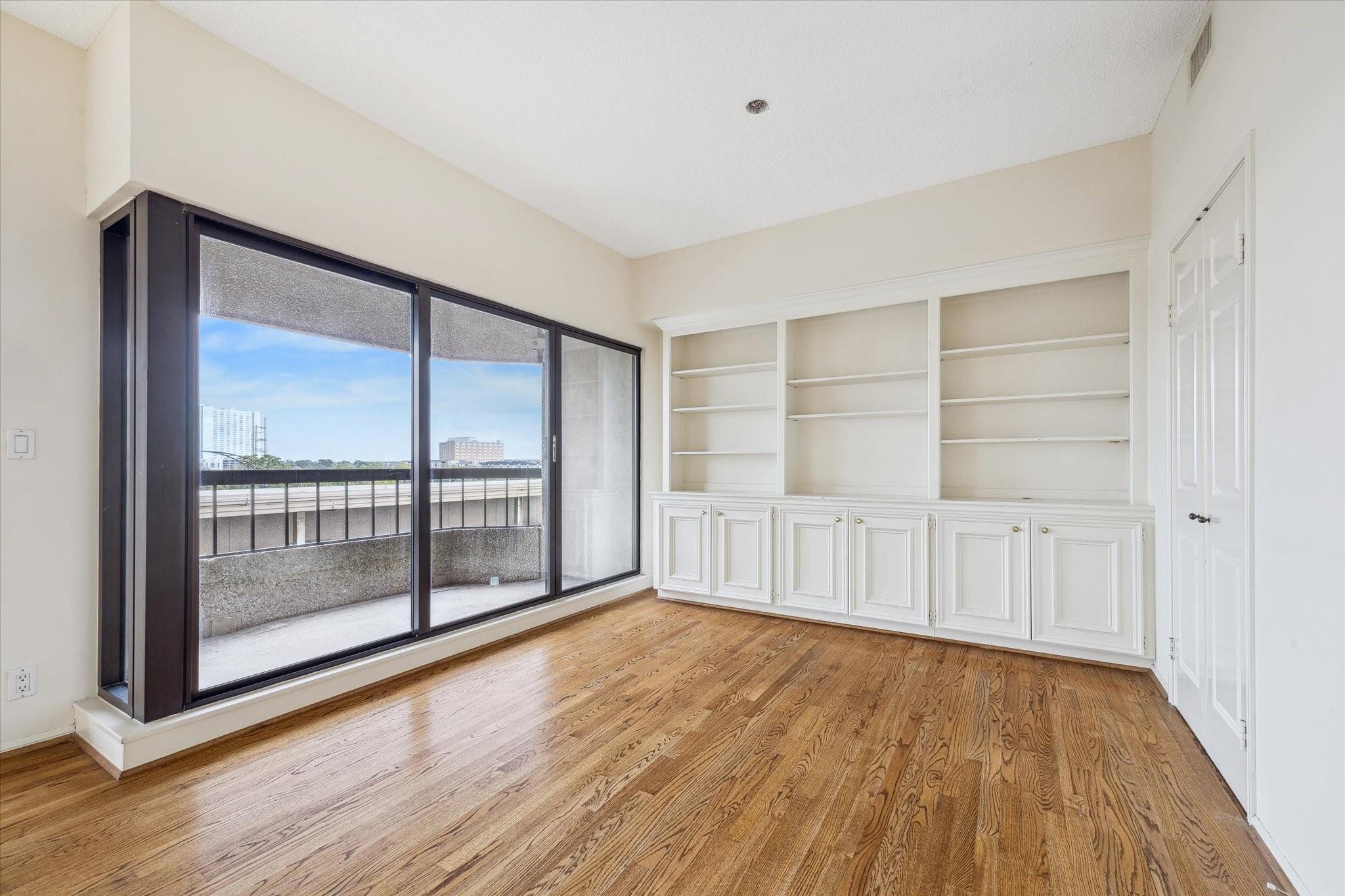 2001 Holcombe Boulevard 504