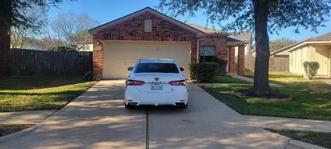 Photo of 15426 Mission Forest Drive, Houston, TX 77083 (MLS # 32613748)