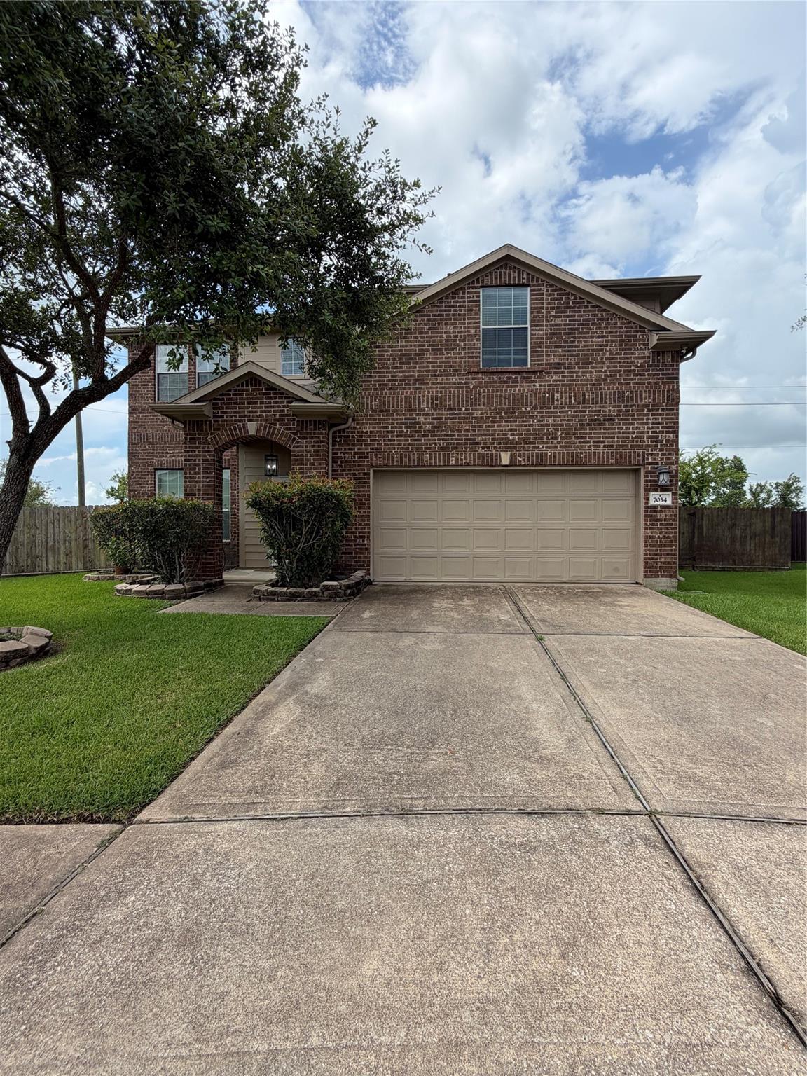 7034 Sun Creek Drive
