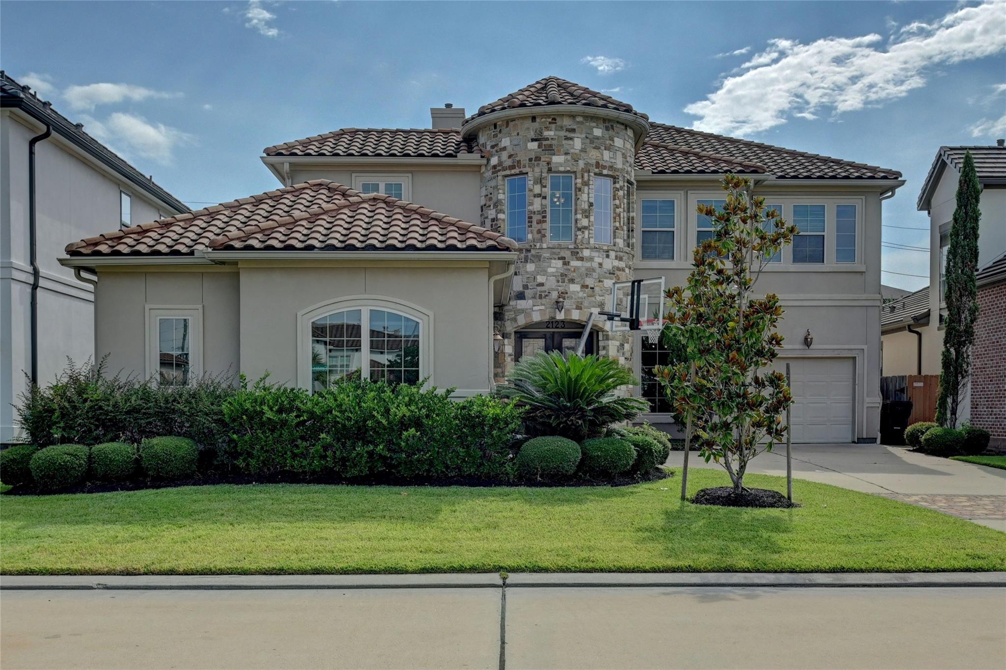 2123 Camden Creek Lane
