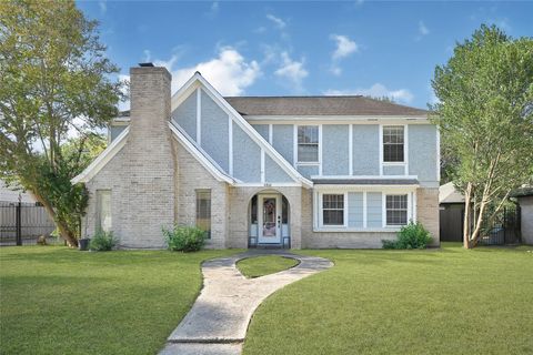Photo of 4806 Charade Drive, Houston, TX 77066 (MLS # 49187972) Photo of 4806 Charade Drive, Houston, TX 77066 (MLS # 49187972)