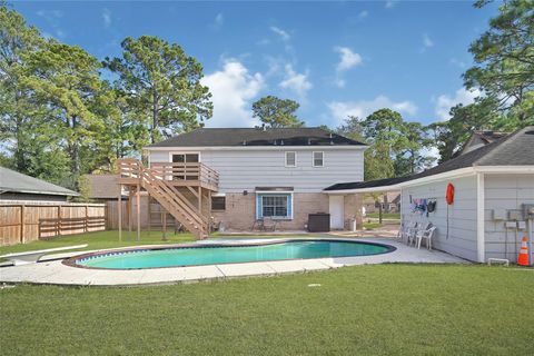 Photo of 4806 Charade Drive, Houston, TX 77066 (MLS # 49187972)