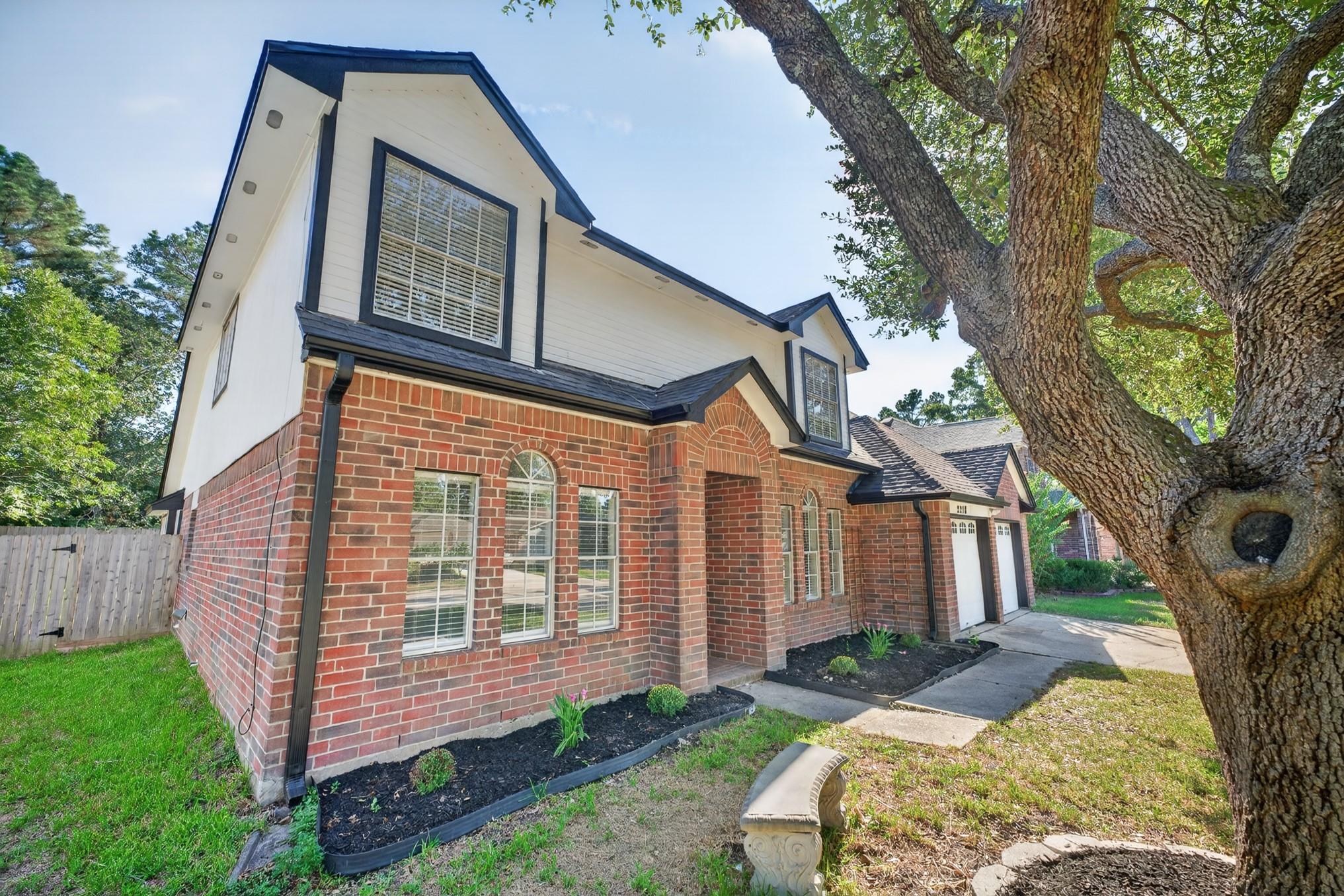 2218 Pincher Creek Drive