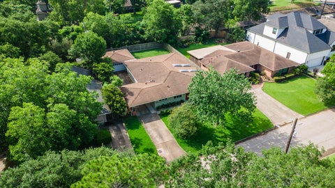 Photo of 10613 Willowgrove Drive, Houston, TX 77035 (MLS # 84607529)
