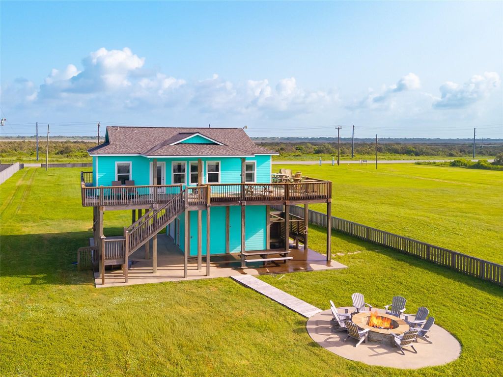 Photo of 948 Barkley Street, Gilchrist, TX 77617 (MLS # 47021450)