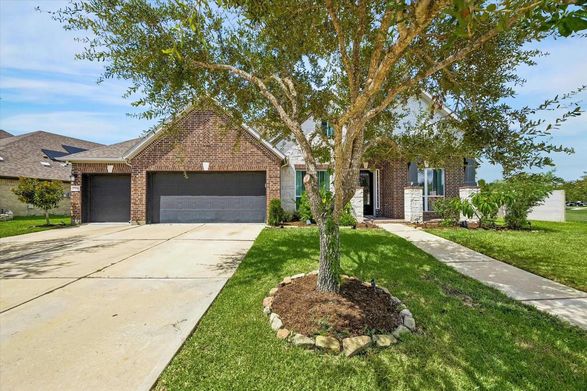 7203 Lake View Terrace Drive