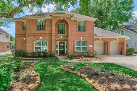 Photo of 11 Filigree Pines Place, The Woodlands, TX 77382 (MLS # 10900571)