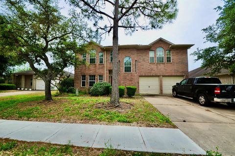 Photo of 6806 Adella Court, Pearland, TX 77584 (MLS # 95872357) Photo of 6806 Adella Court, Pearland, TX 77584 (MLS # 95872357)