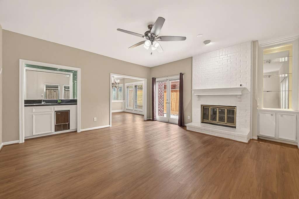 Photo of 2413 Potomac Drive #D, Houston, TX 77057 (MLS # 67389809)