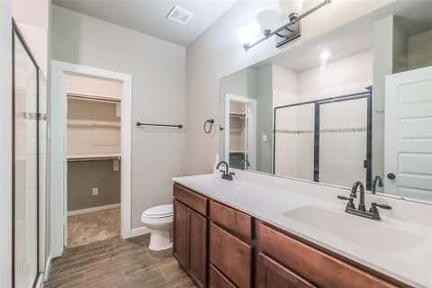 Tiny photo for 146 Parkgate #B, Conroe, TX 77304 (MLS # 31245101)