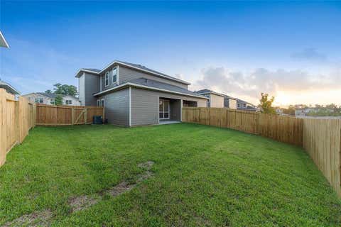Tiny photo for 146 Parkgate #B, Conroe, TX 77304 (MLS # 31245101)