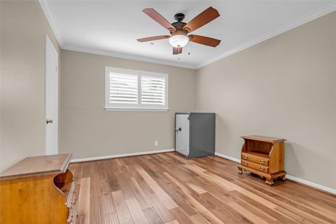 Tiny photo for 10051 Meadow Lake Lane, Houston, TX 77042 (MLS # 8608747)