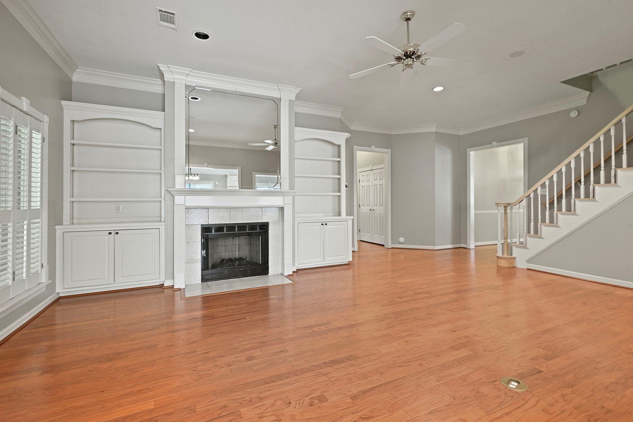 717 Willow Loop